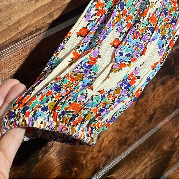 Democracy Boho Floral Crisscross V-Neck Embroidered Lace Neck Blouse Women's L - Picture 5 of 15